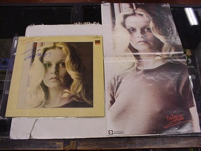 TWIGGY - PLEASE GET MY NAME RIGHT -ORIGINAL SIGNED